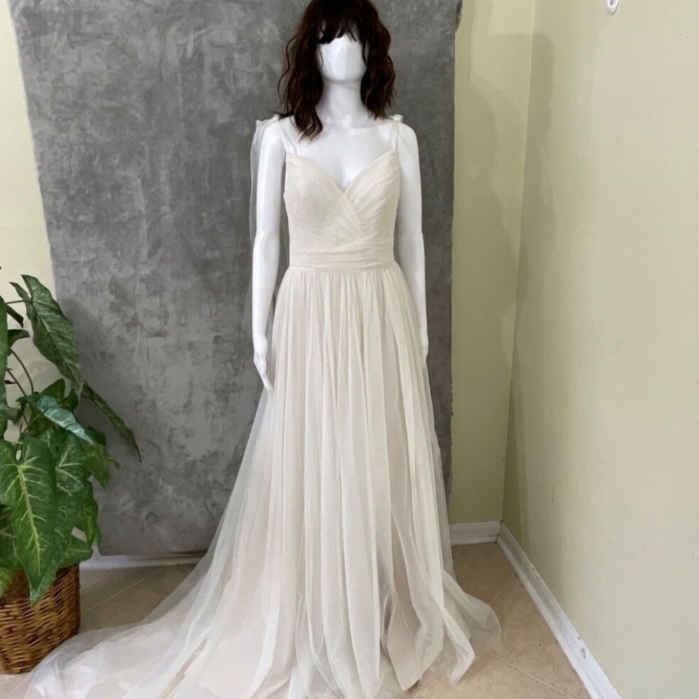 VOW'D White Long Sleeve Sweetheart Maxi Bridal Dress